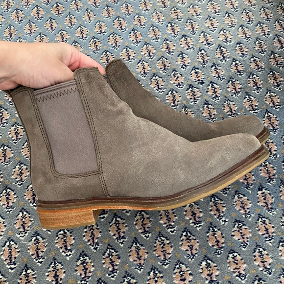 Clark’s Suede Chelsea Ankle Booties - Picture 1 of 7